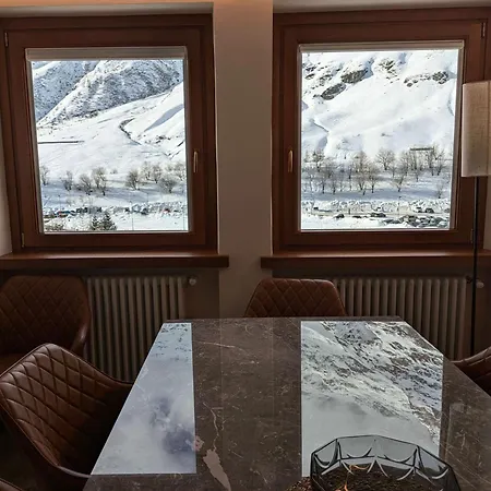 Cervinia Exclusive * Breuil-Cervinia